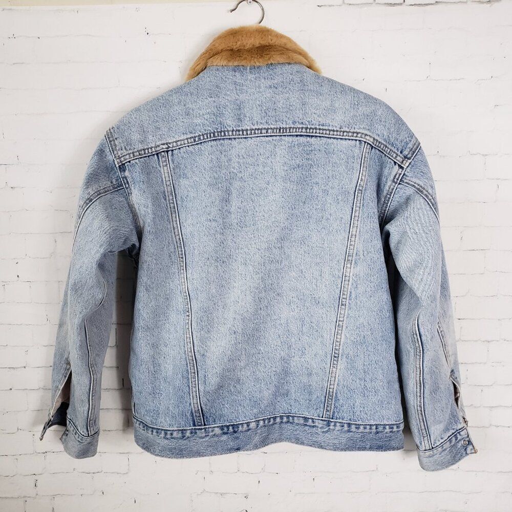 Levis Faux Fur Lined Denim Trucker Jean Jacket Size XS Oversized Anthro Blue - Picture 7 of 13